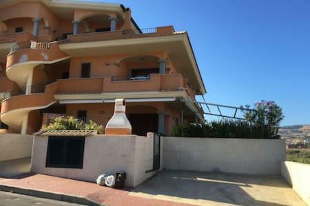 דירות Castelsardo,Lu Bagnu מראה חיצוני תמונה